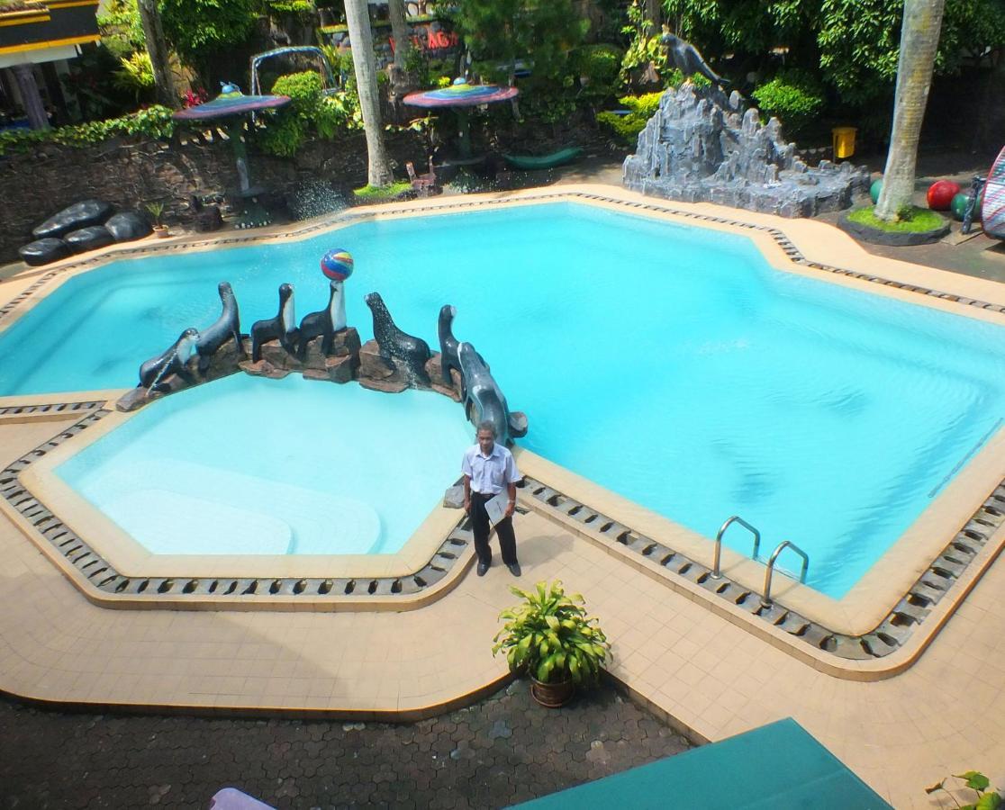 Delaga Biru Convention Hotel Bogor Luaran gambar